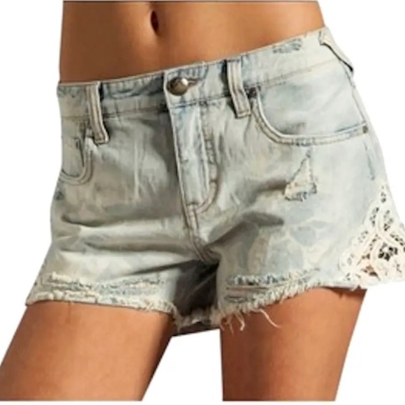 Free People Blue White Cloud Lace Accent Distressed Cut Off Denim Shorts EUC 29 - Picture 5 of 8